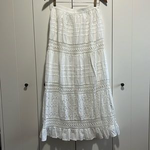 White boho maxi skirt. Size medium
